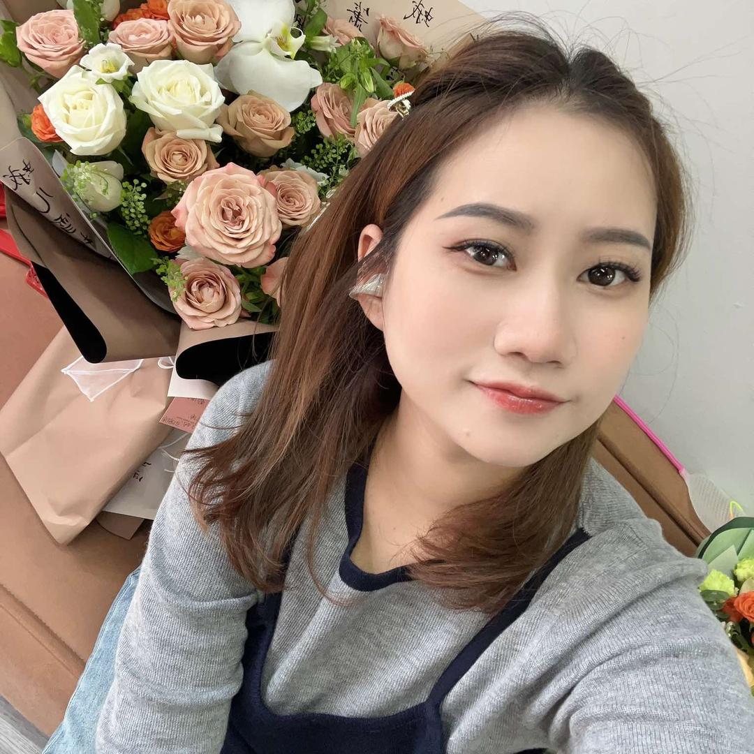 曼曼的美甲美睫店