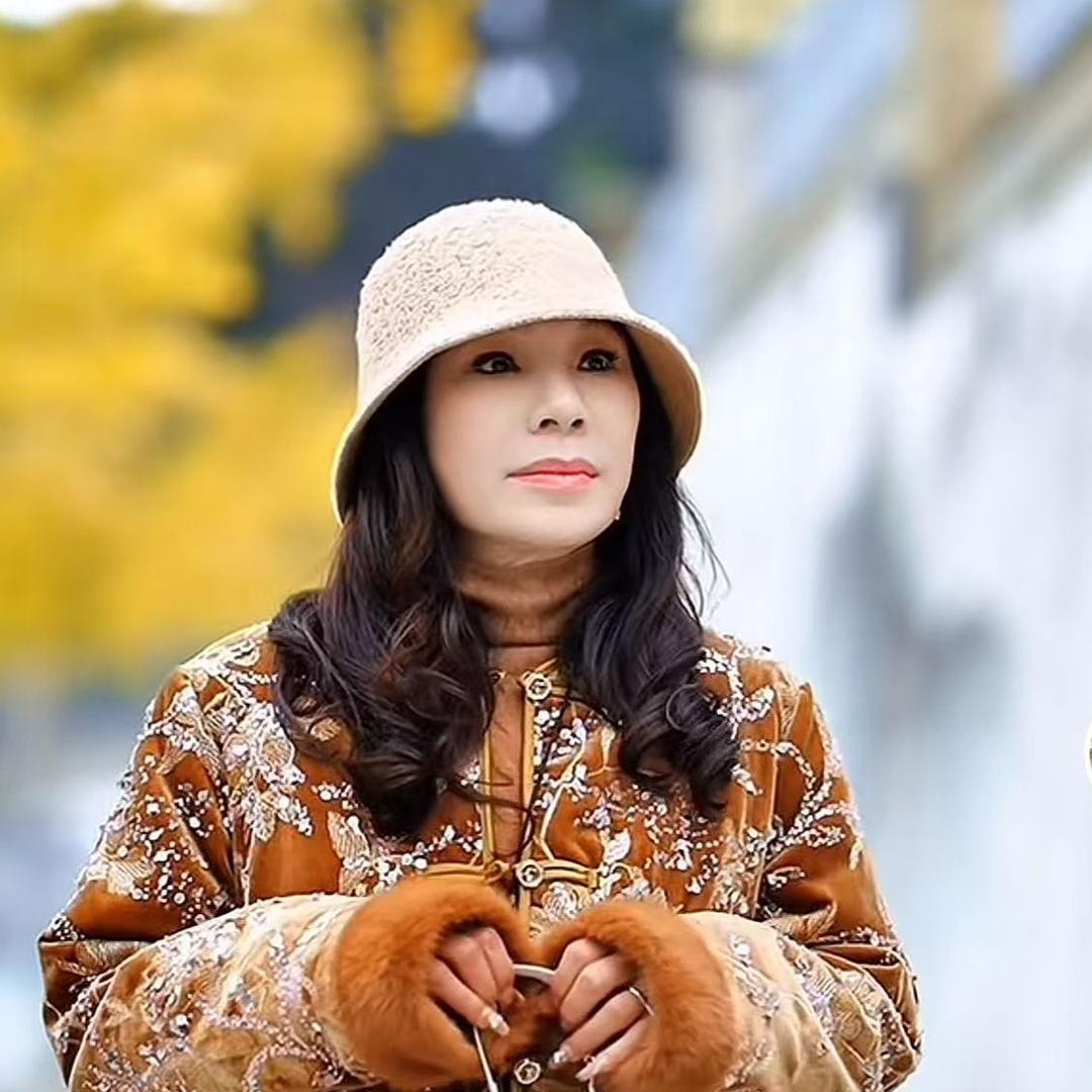 贵州凯里坤木国际女装店