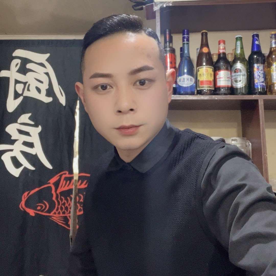 鹏飞纸上烤鱼(确山县总店)官方号