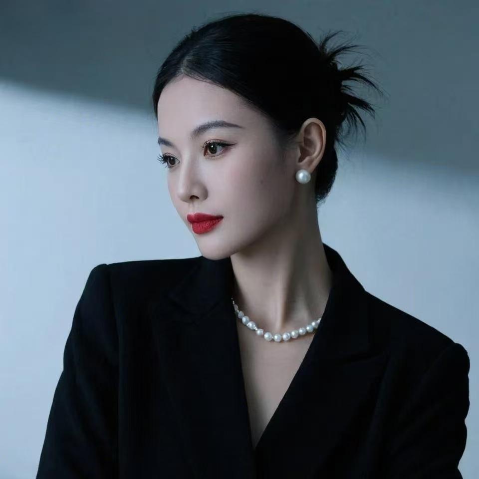 笙舍临安做眉毛的朵朵·恋姿魅