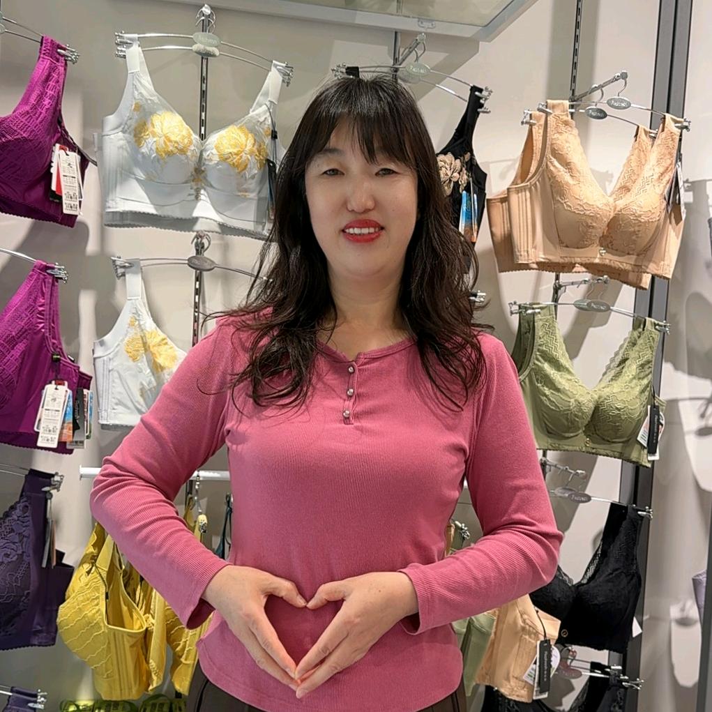 李姐澄江优养瑞法斯内衣