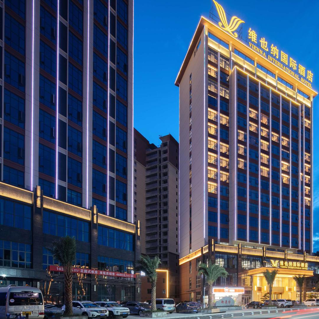 维也纳国际酒店(桂东店)总台