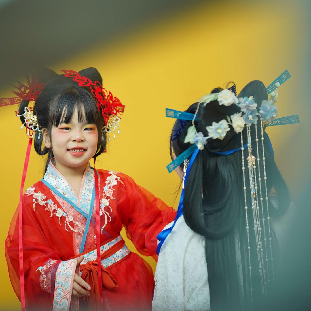 乌镇青咿汉服摄影馆外景直播