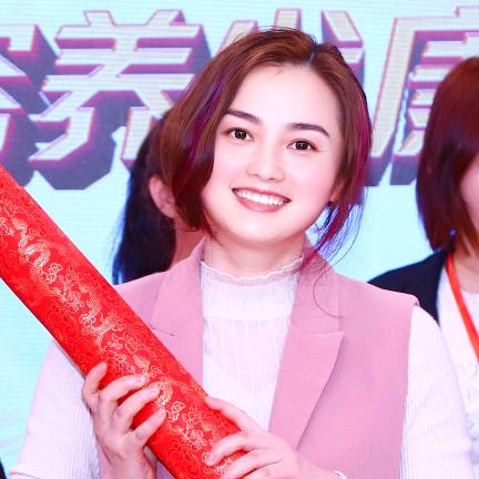 锦生堂养发馆官方号（锦生堂 月蕾在吉首）