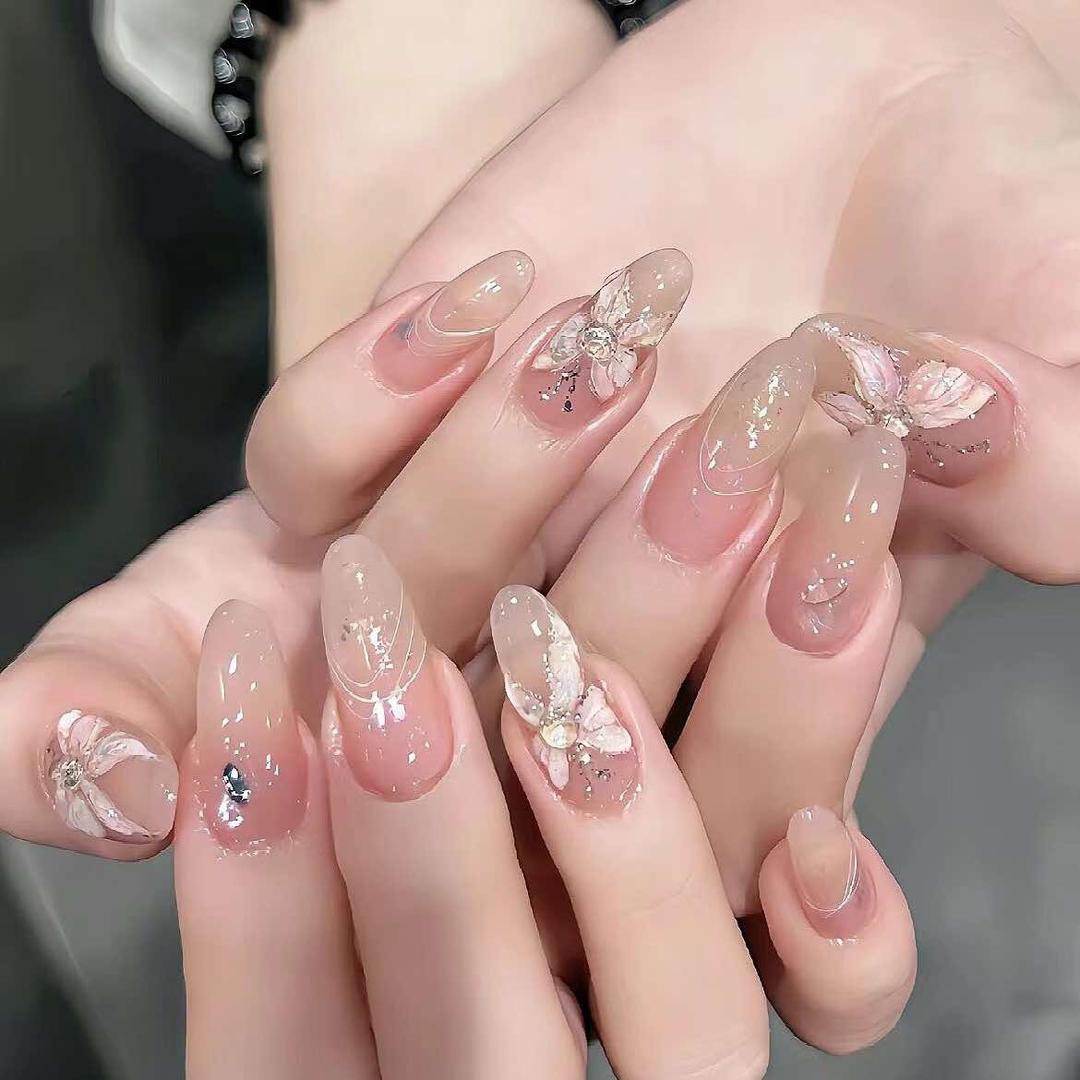 金世童颜美容美甲店