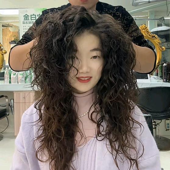 晋城三千丝发型形象定制瑞瑞