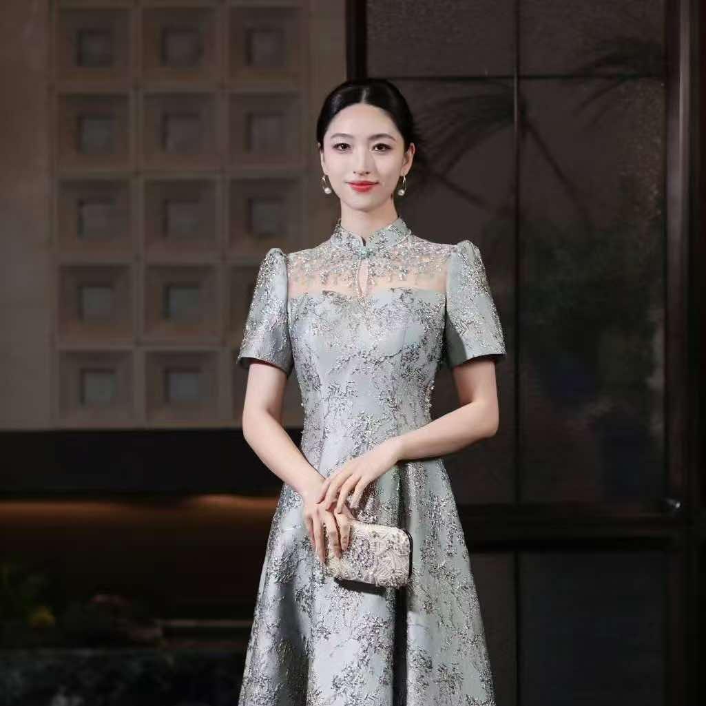 婉美婚纱官方号