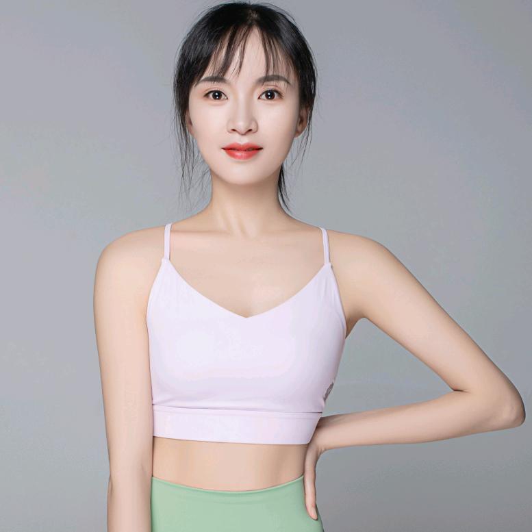 观山湖区弘丽瑜伽 杨茗羽