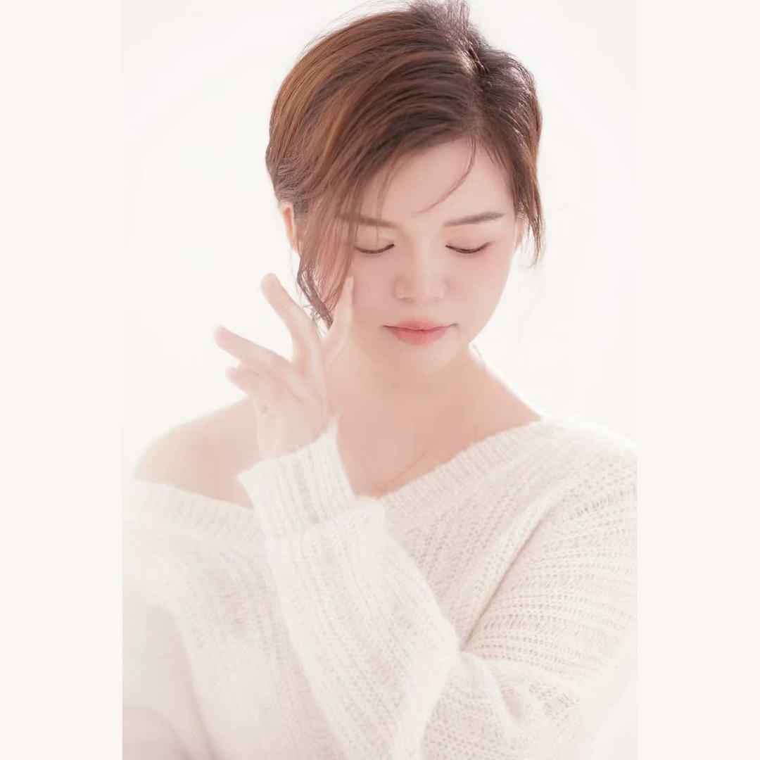 武汉江夏卖品质眉毛的瑶瑶