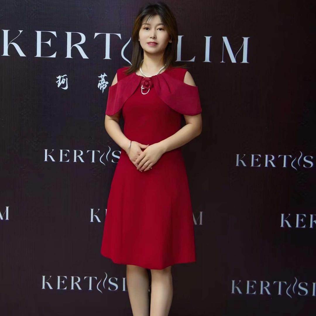 东胜敏子美甲美睫