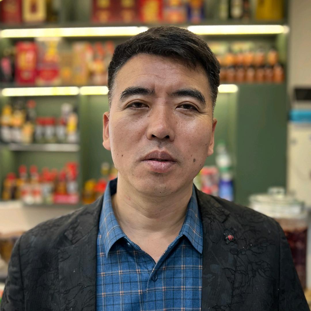 老齐烧鸽子(锦绣天地店)官方号