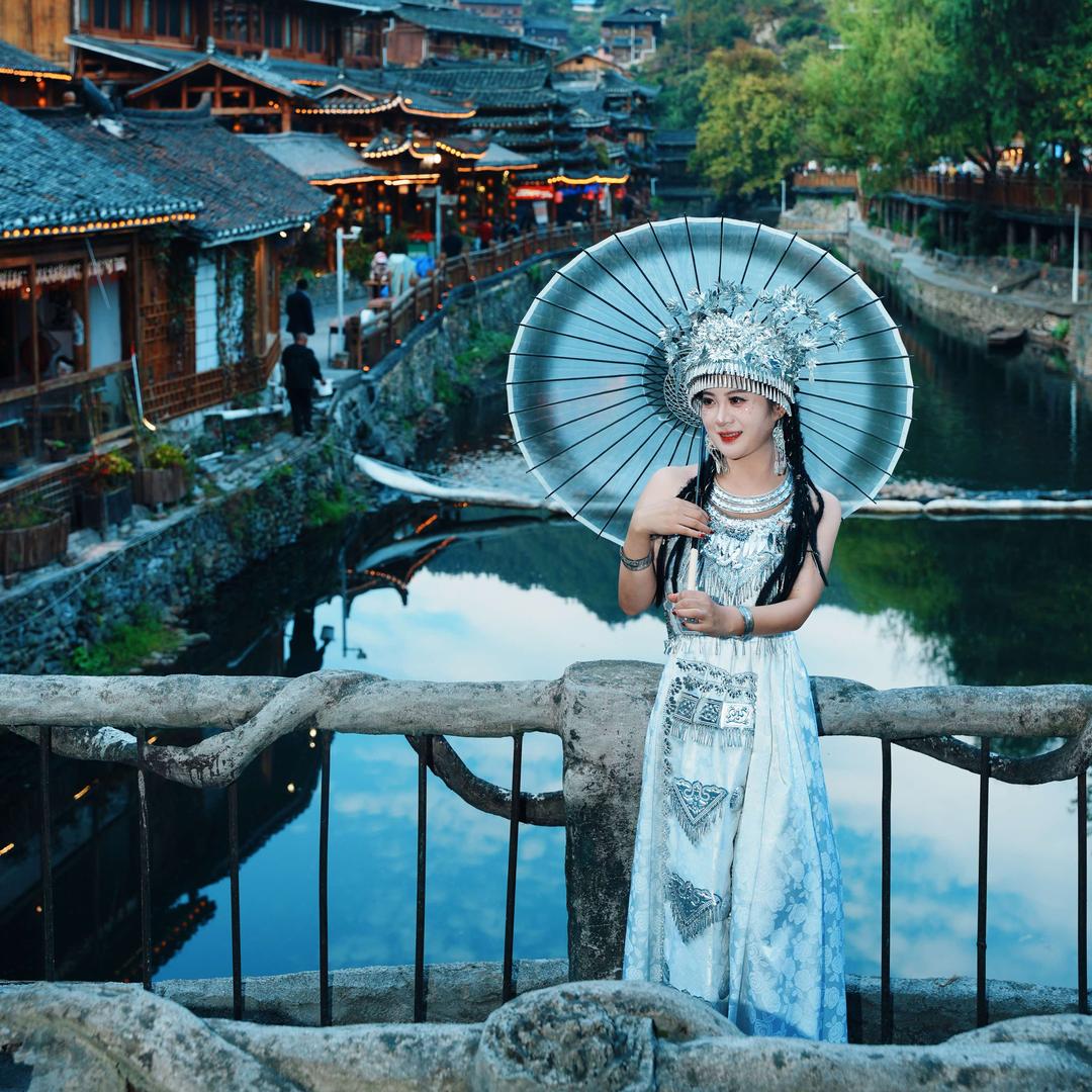 冰雪伊人美容会馆