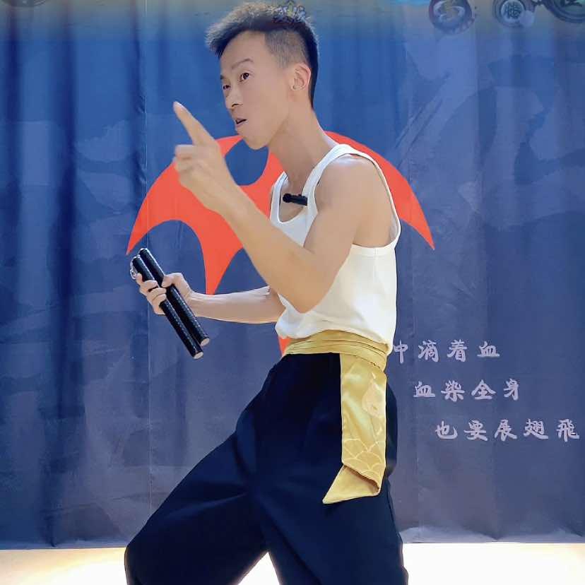 功夫猴双节棍