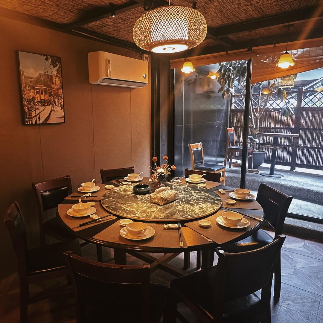 镇江市宜兰·台湾家庭料理(步行街店)