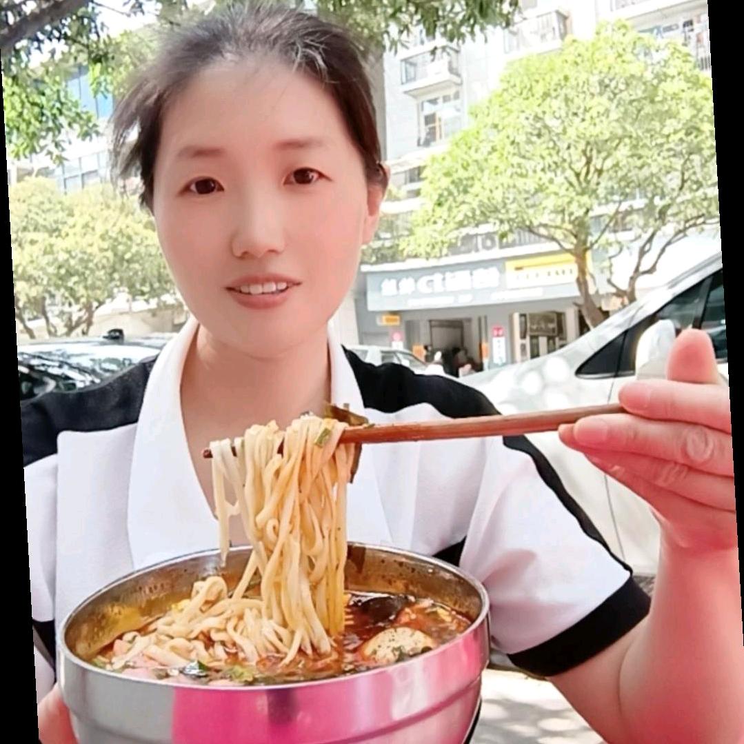 钢刚牛肉面