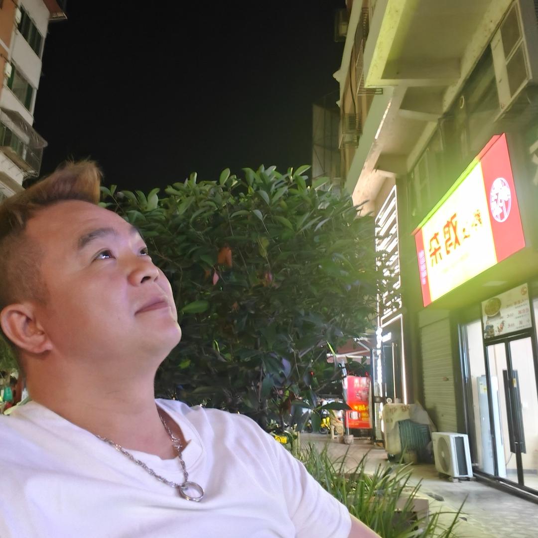 姜有才户外免费理发师