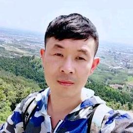 发型师小明