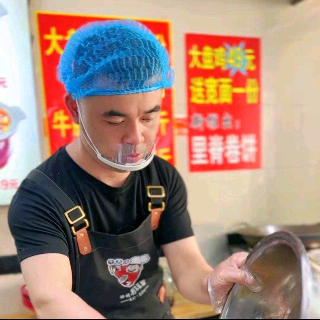 祥城利军板面总部