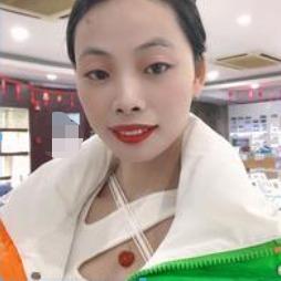 悦曦眼镜室