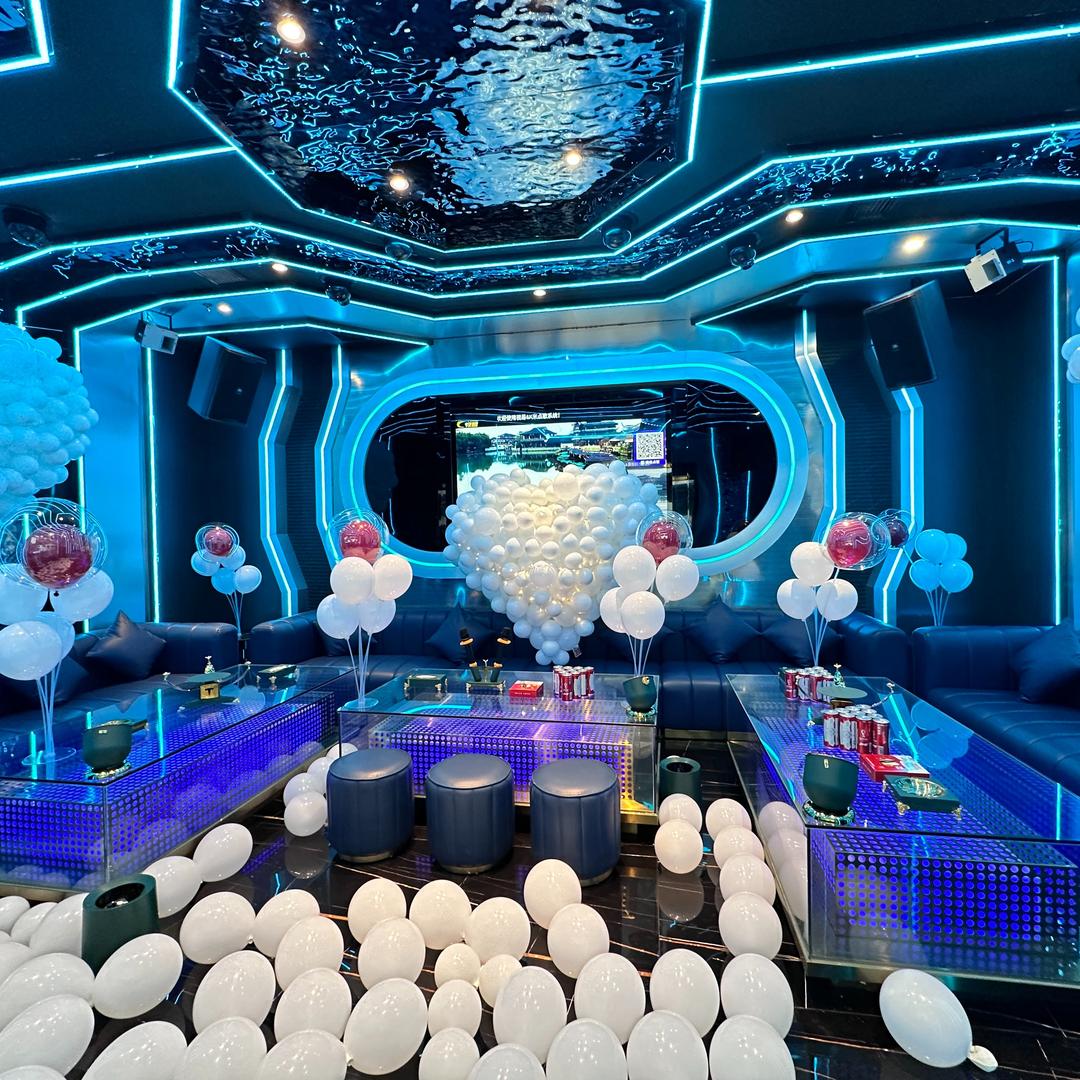 唛秀生日partyKTV