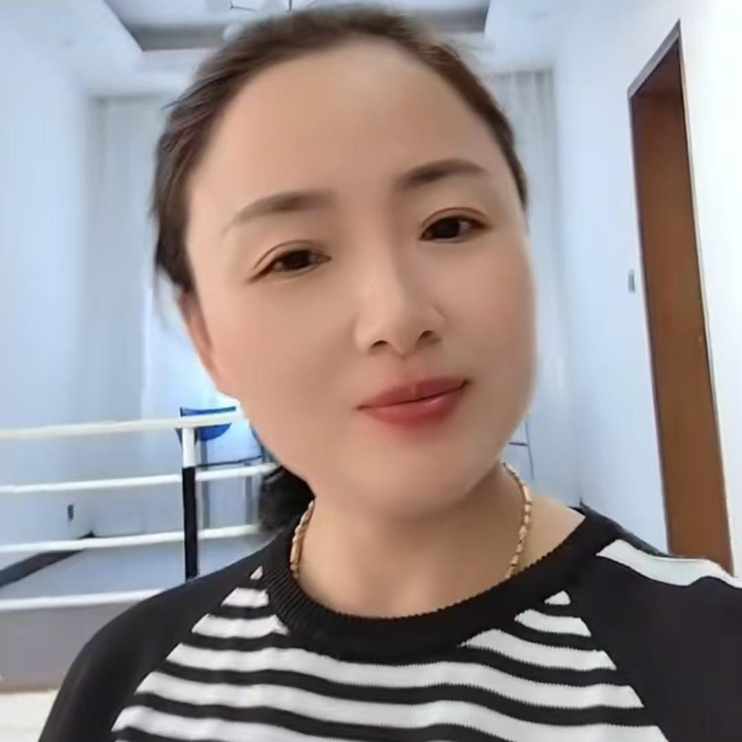长虹厨卫(绵竹金三角店)