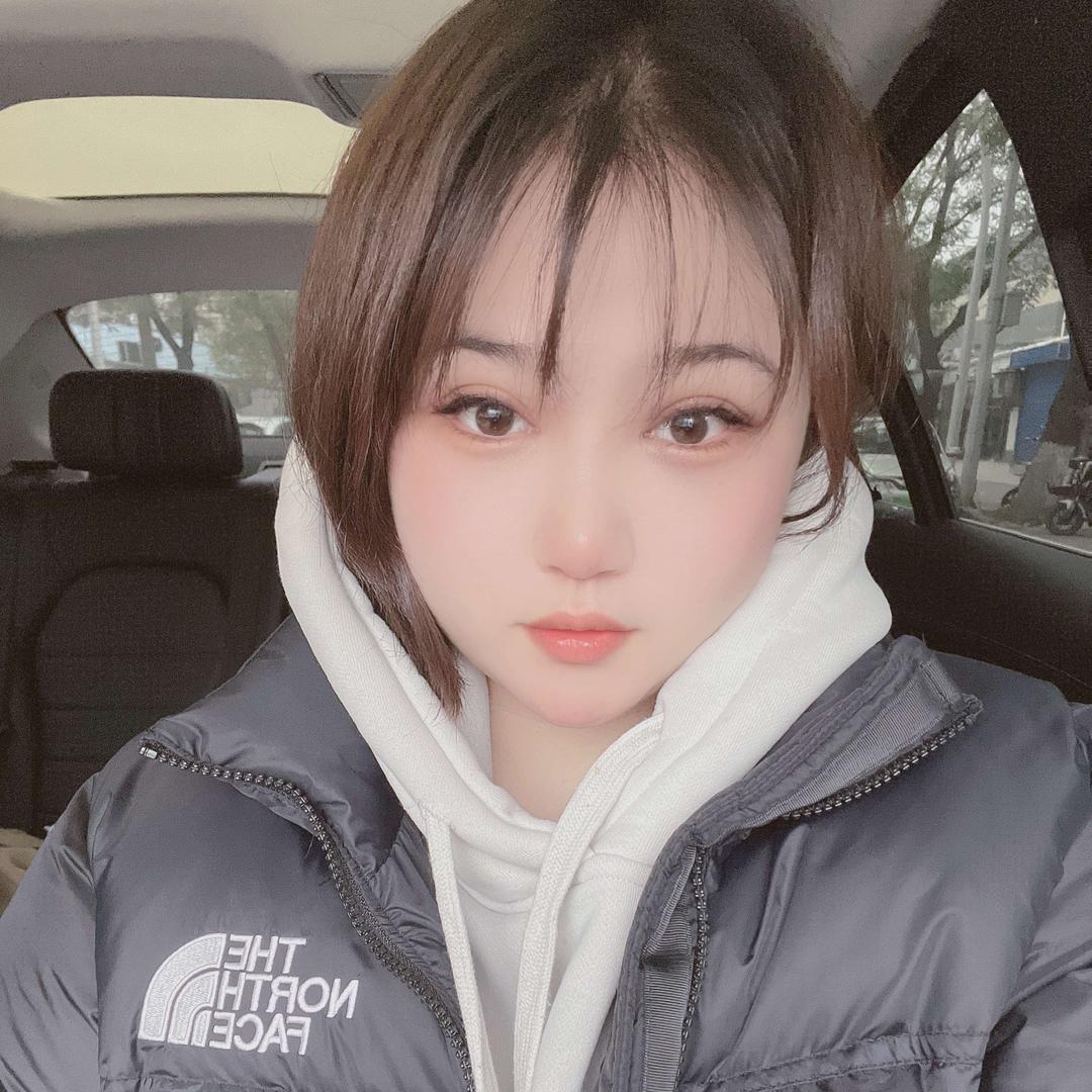 梦瑶吖（孕晚期）