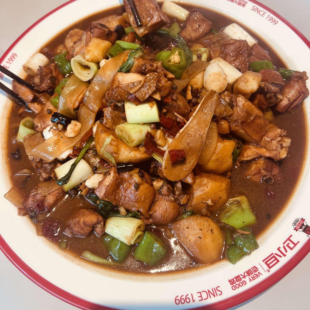 翼城卫小旦老味大盘鸡