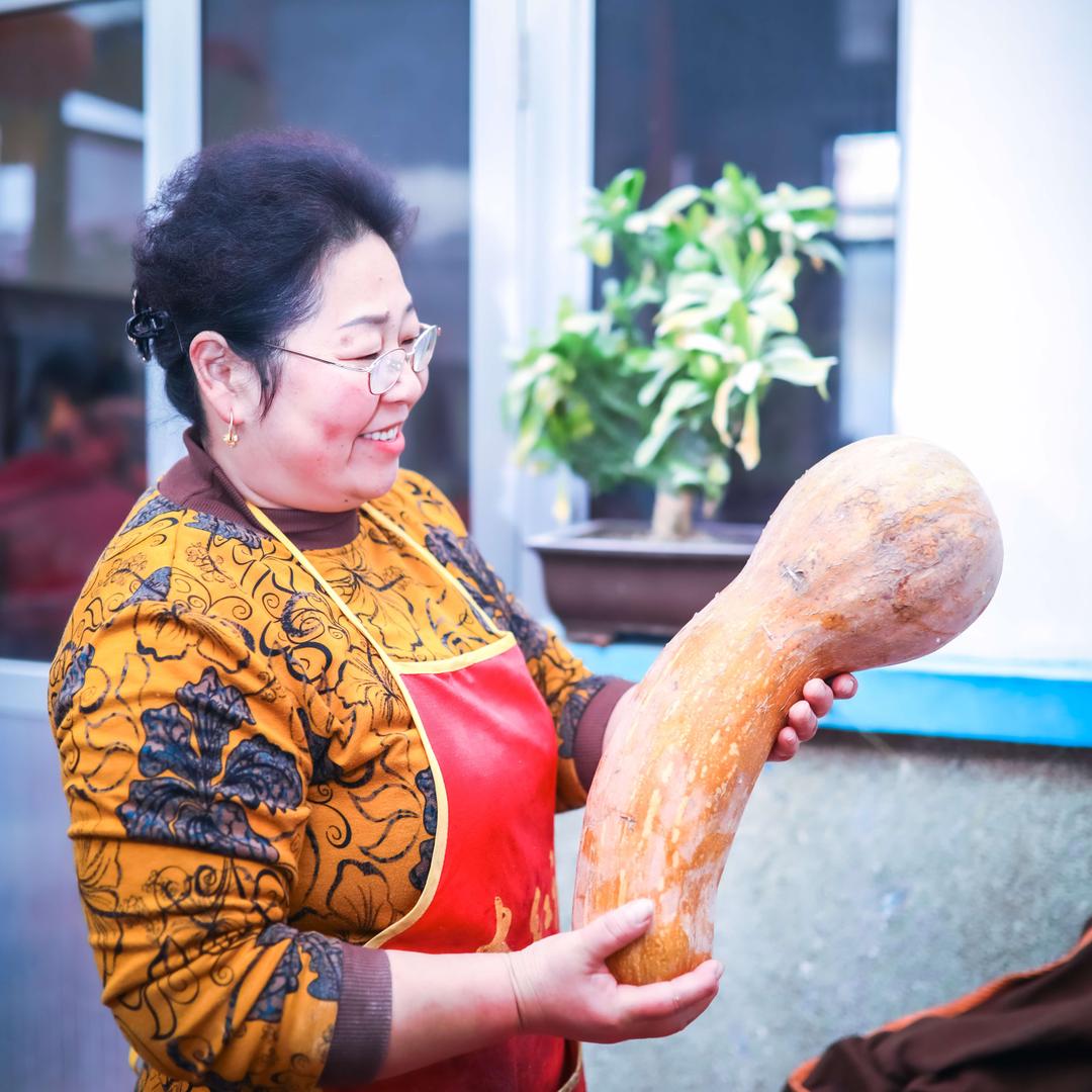 洪明饭庄～苹姐