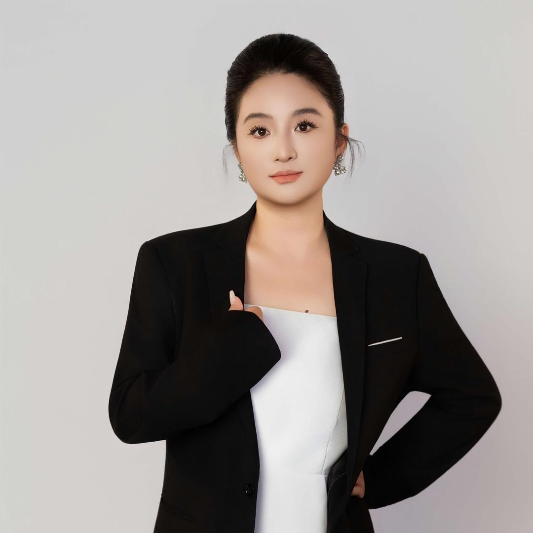 王慧悦尚美甲美睫眉形设计