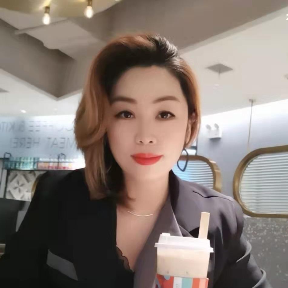 爱无季服饰官方团购