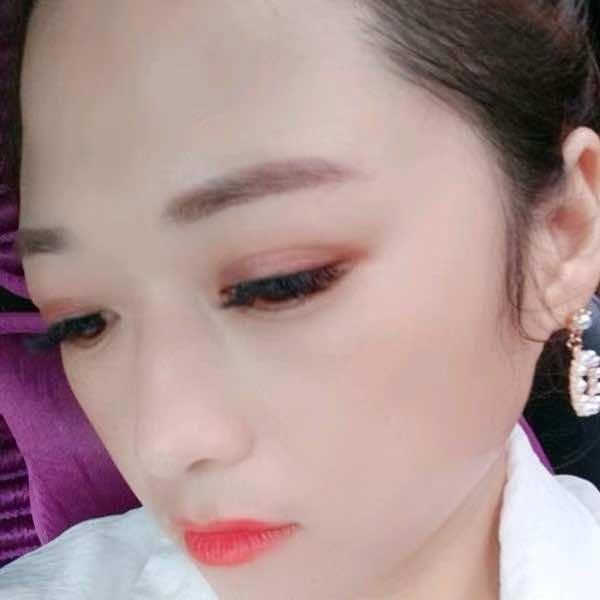 硕果天地洧川店品鉴官