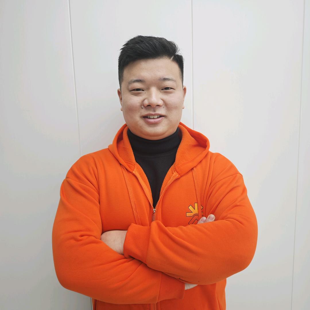 UPS阿帕耀途车灯