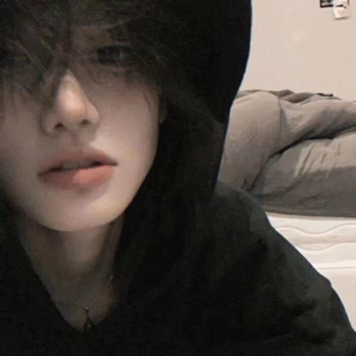 重庆千韵惘酒店管理经营直播号