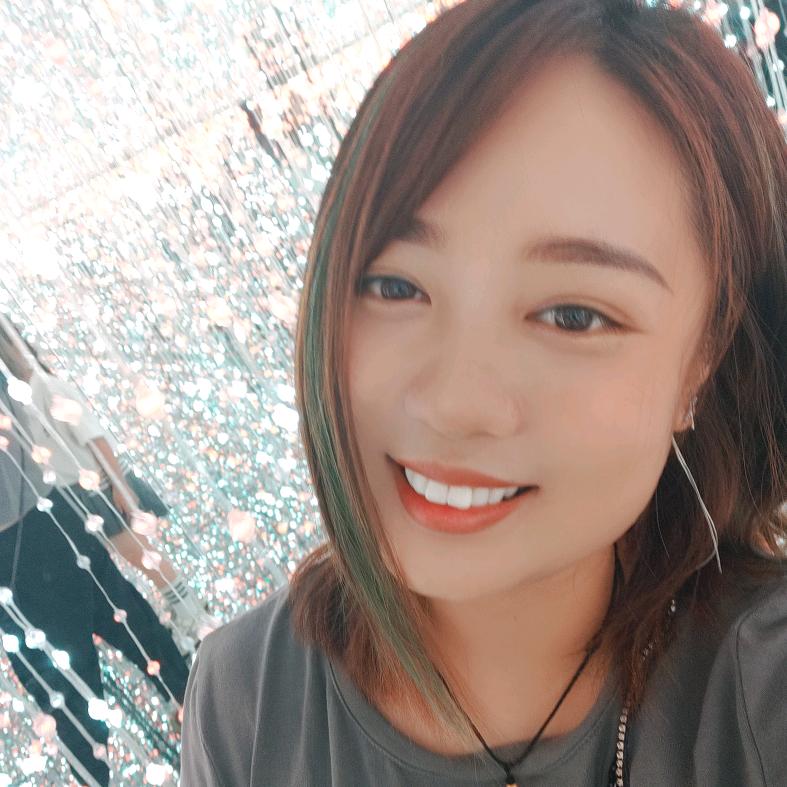 颜诗初筱薇女子中心官方号