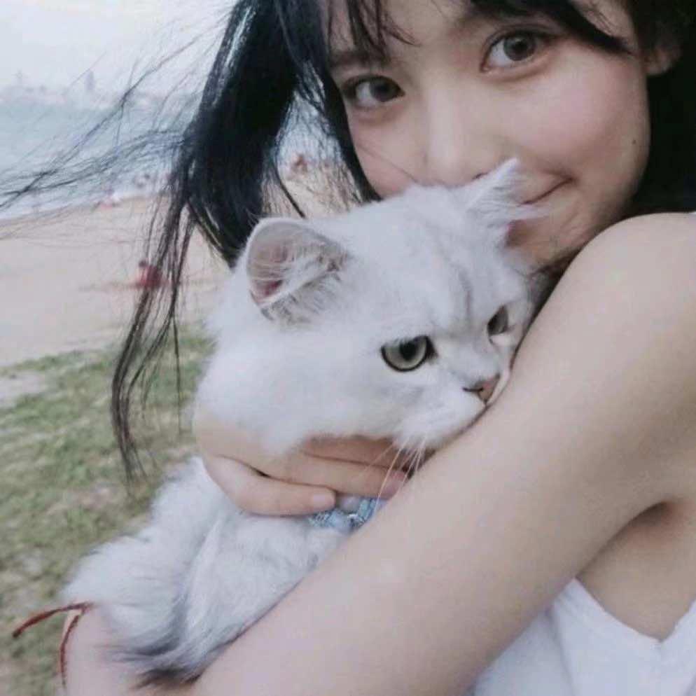 美女小邹