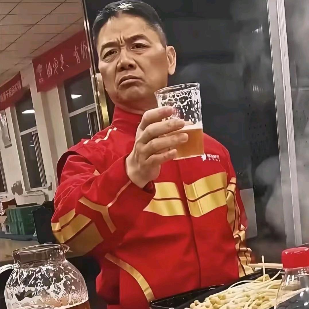 爱吃猪脚的胡萝卜🥕