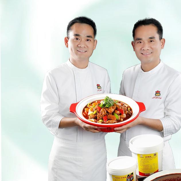 双胞胎兄弟炒鸡酱——老俩口