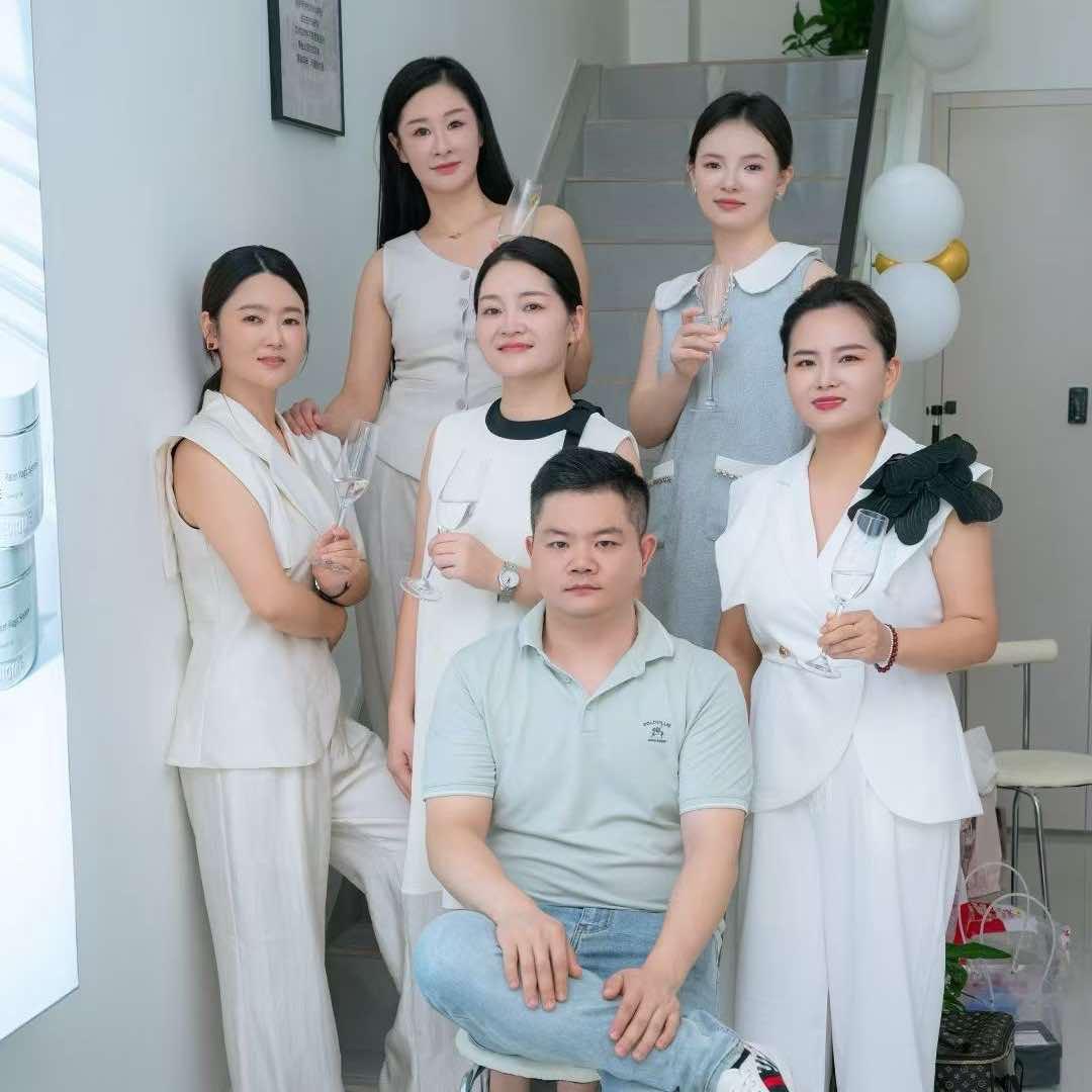 润美迪欧 涂抹式轻美护肤体验店