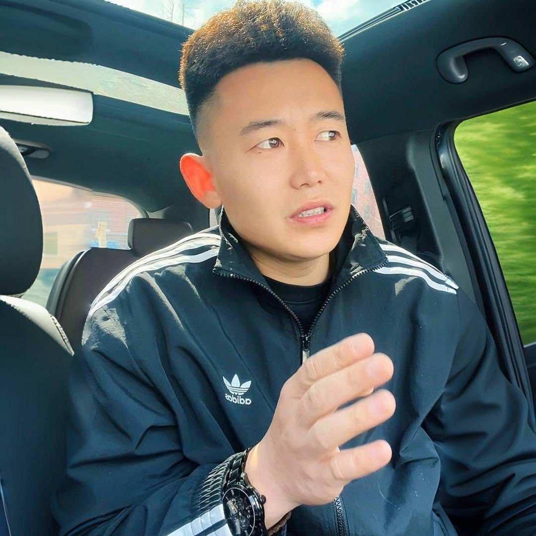 小阿哲带您摆摊