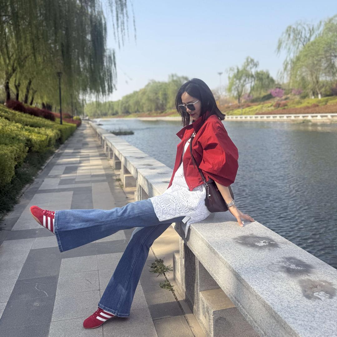 星星品牌女装集合店