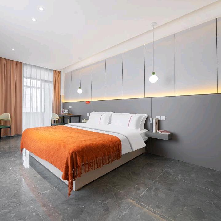 季遇轻居酒店店官方号