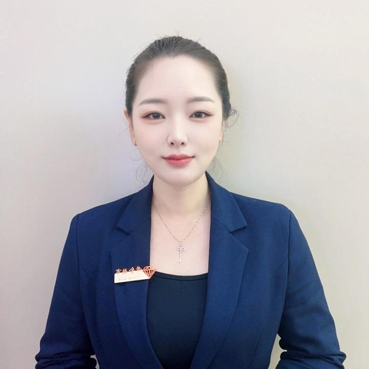 小林金嘉福黄金超市(大悦城铂悦路店)