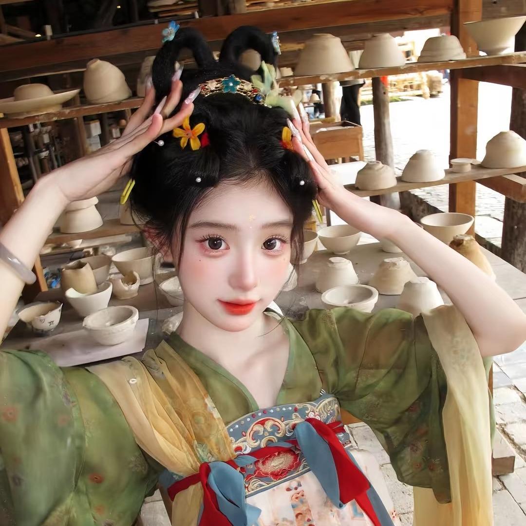 知婳汉服体验馆官方号