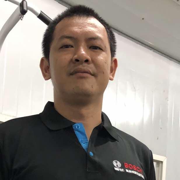 南宁阿喷哥德系车大整备大保养（车溢通）
