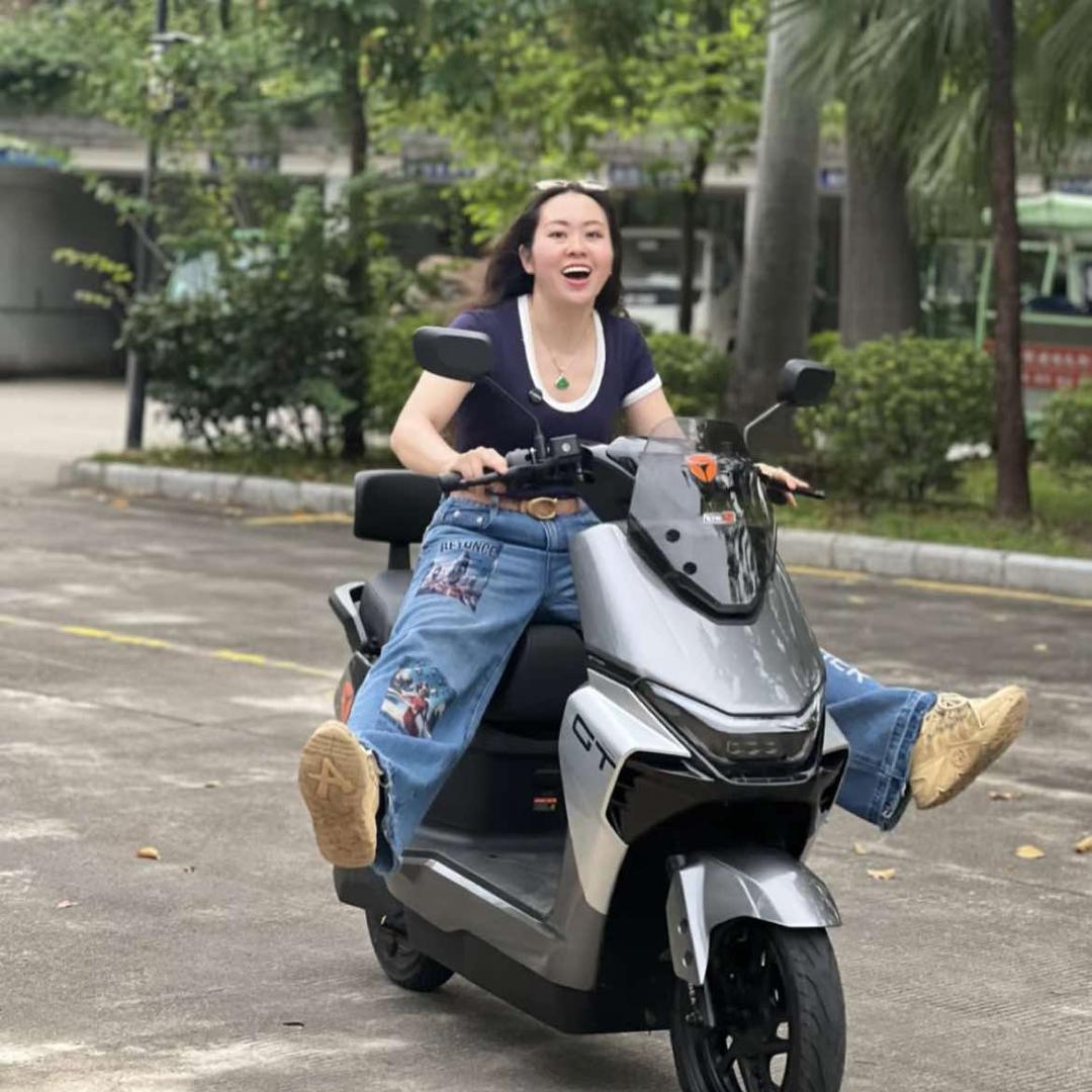 豹姐的姐