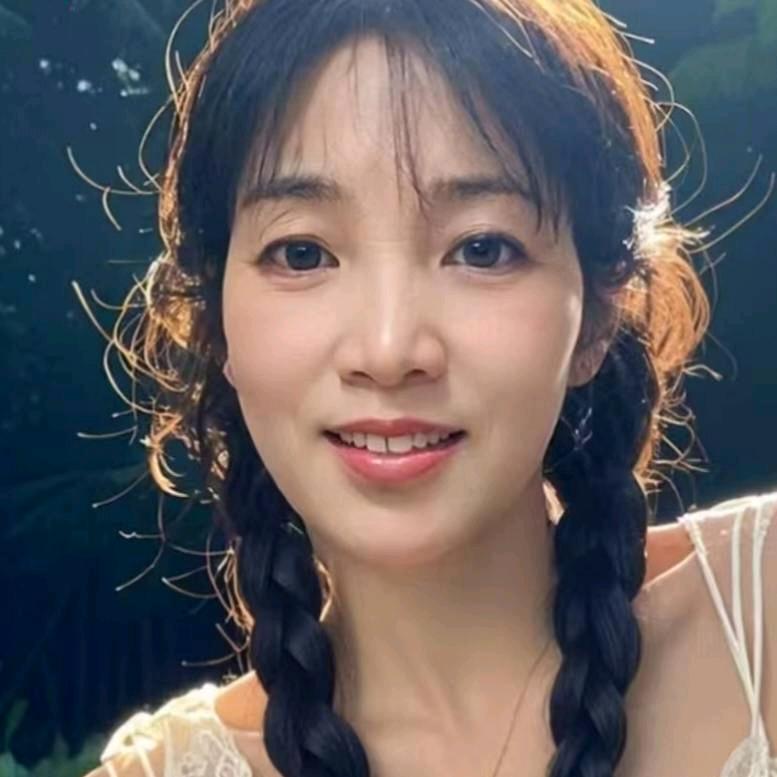 俊松山庄肉饼鸡火锅