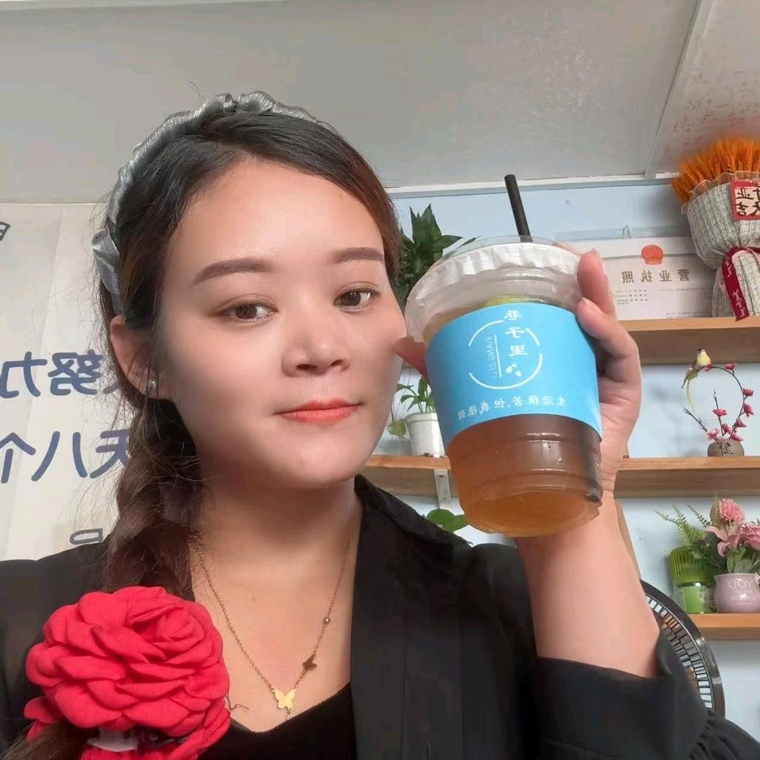 巷子里柠主休闲娱乐吧