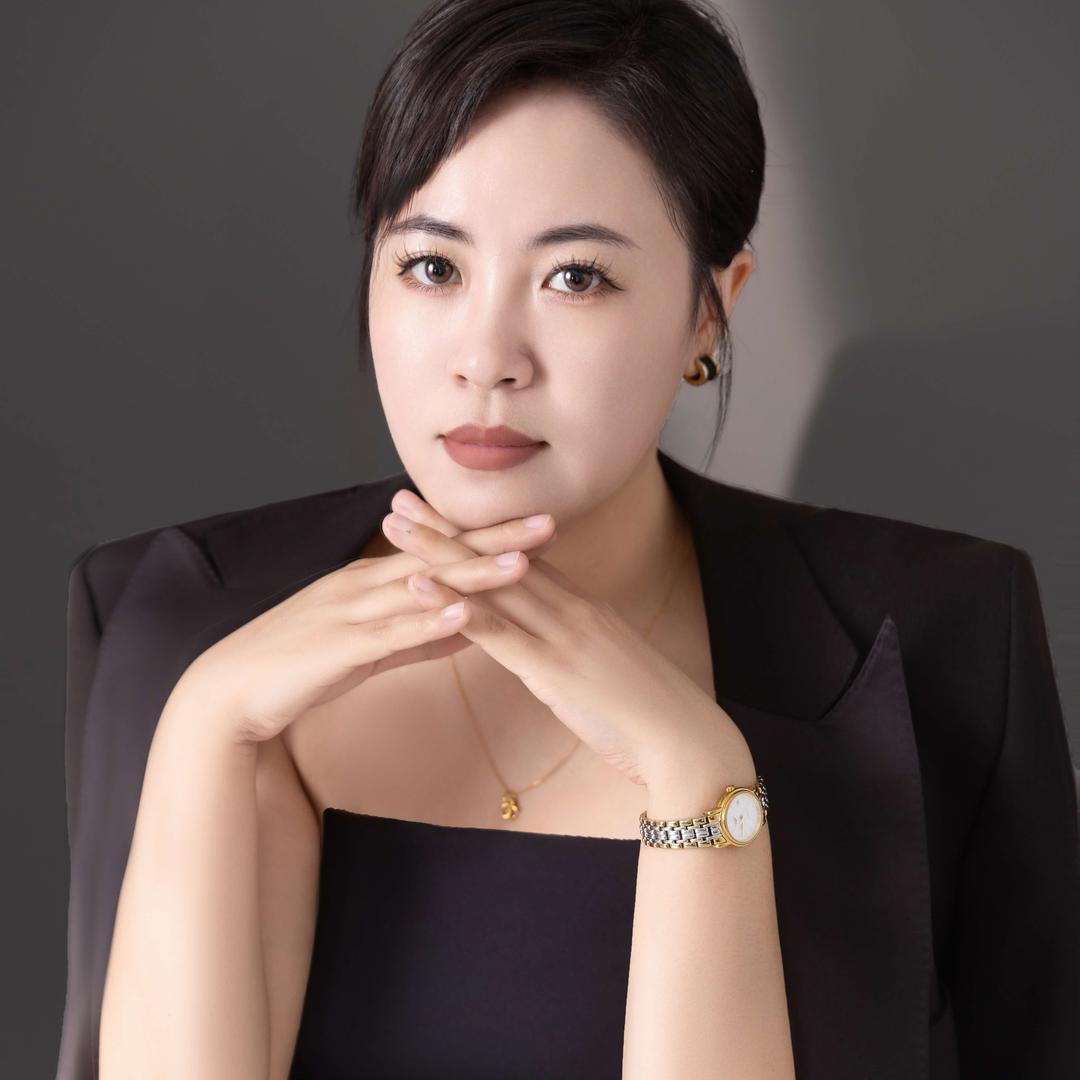 铂金伯爵婚纱摄影官方号