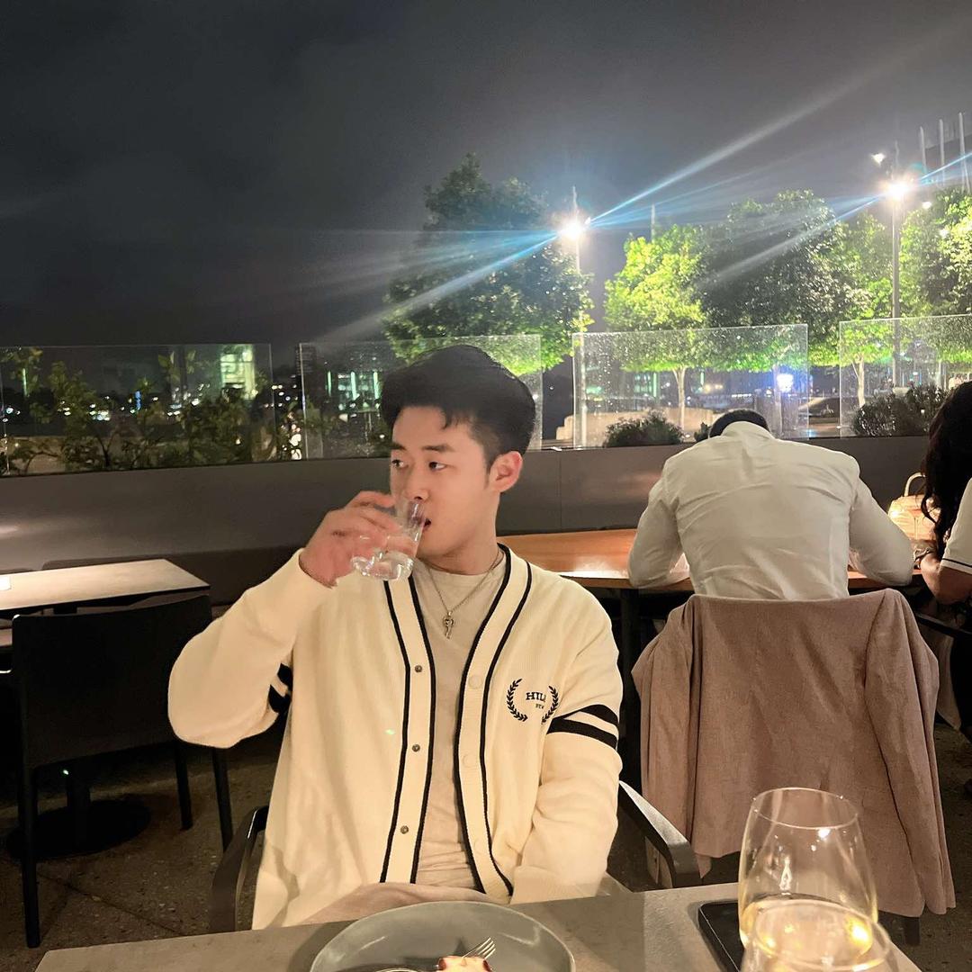 万事利丝巾武汉旗舰店