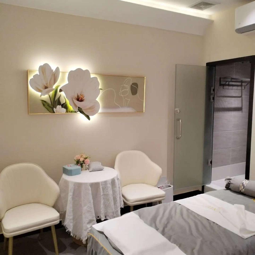 希洛缇崇义直营店